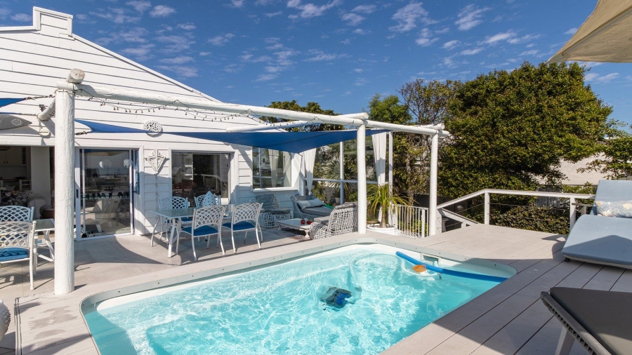 4 Bedroom Property for Sale in Grotto Bay Western Cape